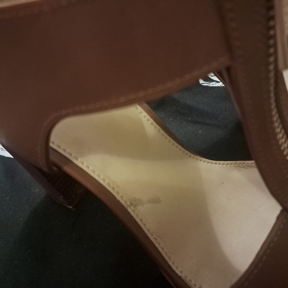 Micheal Kors Brown Front Zip Heels - Picture 6 of 9